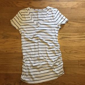 Isabel Maternity tee, sz XS, black and white